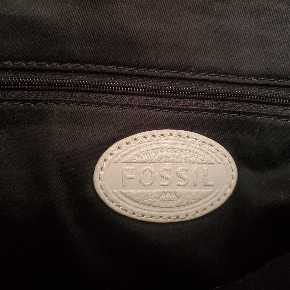 Fossil Handbag - Picture 8 of 9